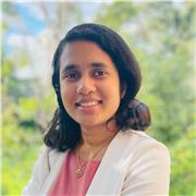 Lecturer with ten years' experience in teaching accounting.